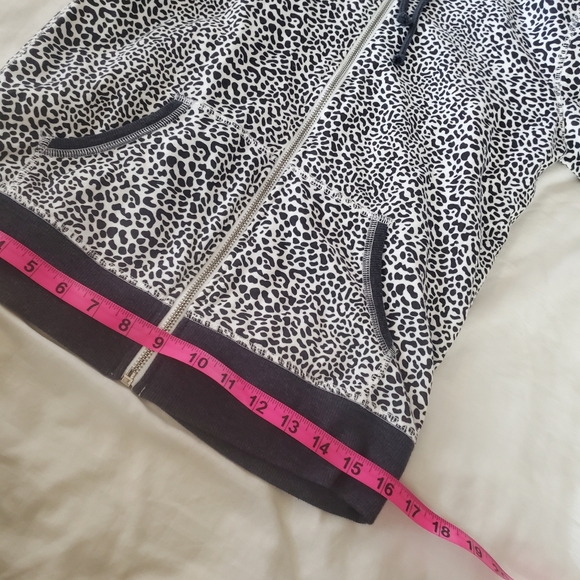 Jacket - Picture 2 of 8